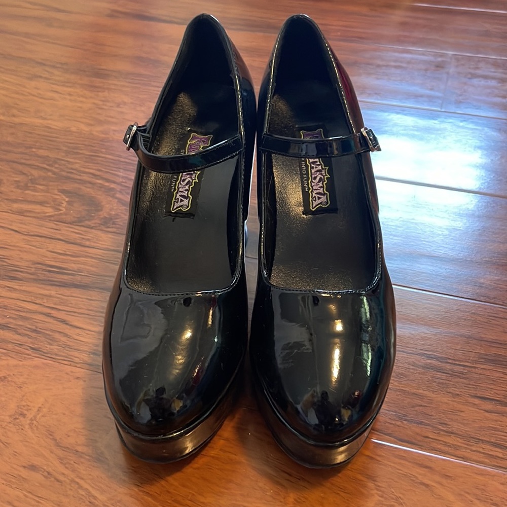 Women's Mary Jane Platform High-Heel Shoes - Picture 2 of 8